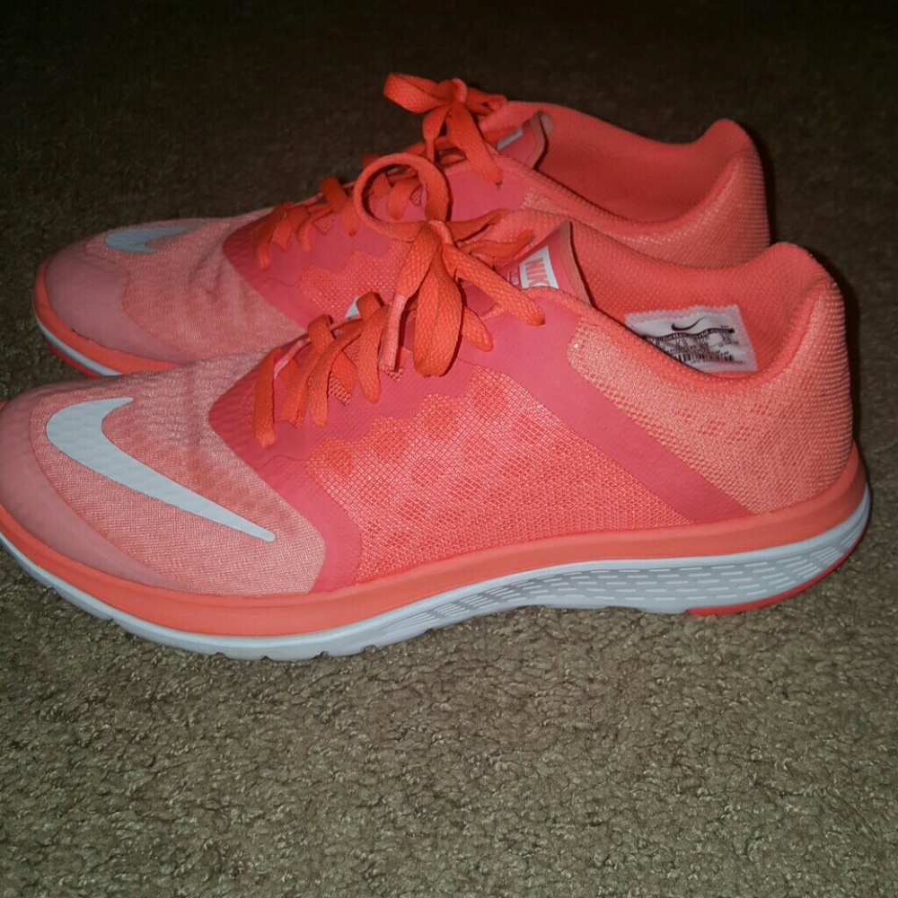 Nike lite run 3