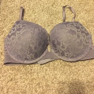 Vs lace bra