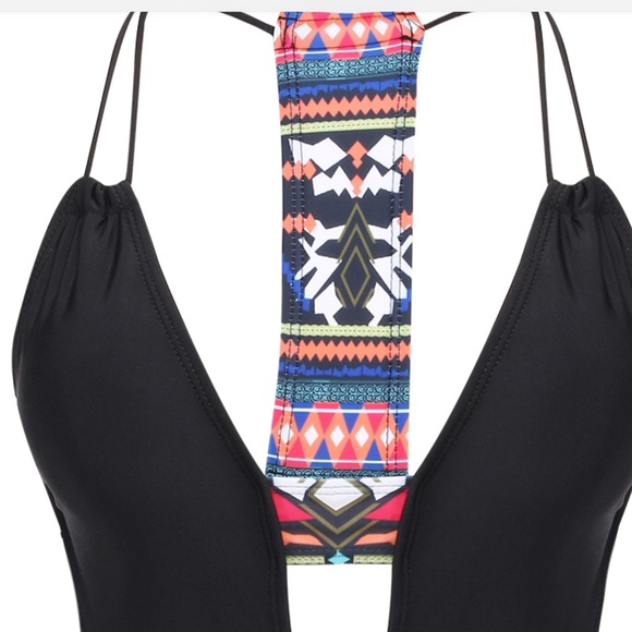 Black Monokini One-Piece Swimsuit - M - Picture 3 of 5