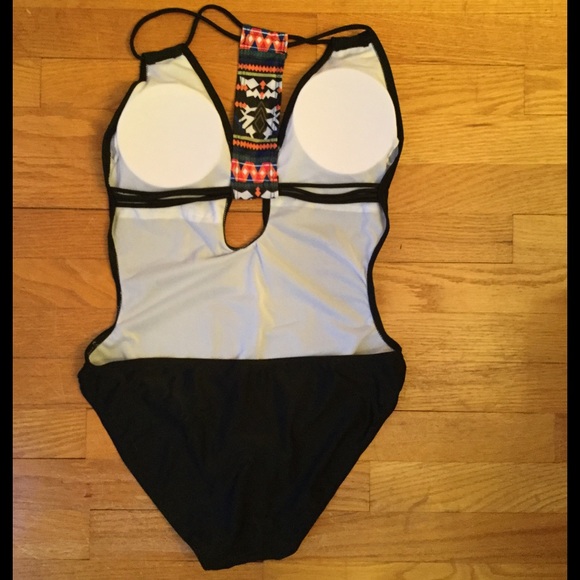 Black Monokini One-Piece Swimsuit - M - Picture 5 of 5