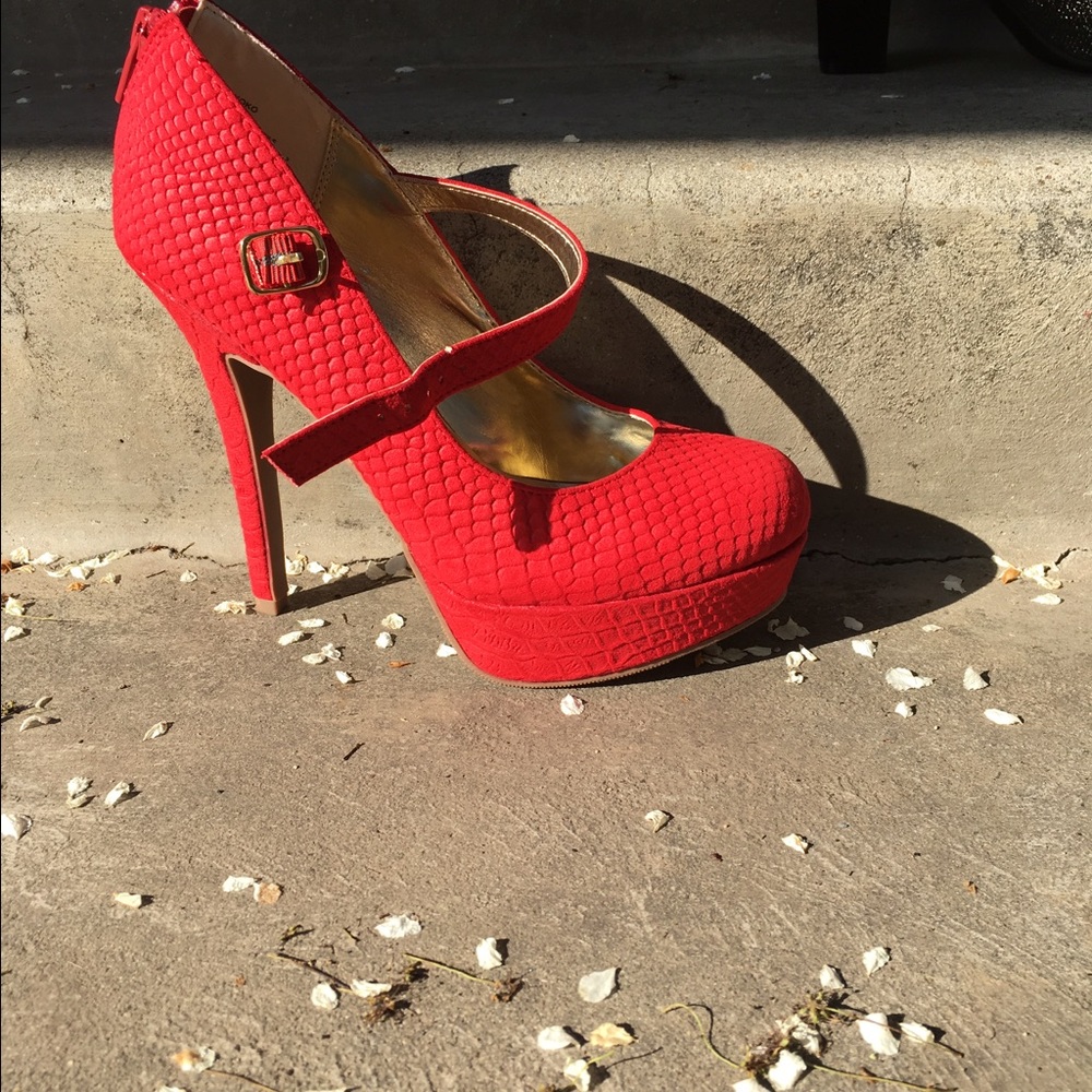NEW SHOES👠❤️️👍🏼🆕Material Girl