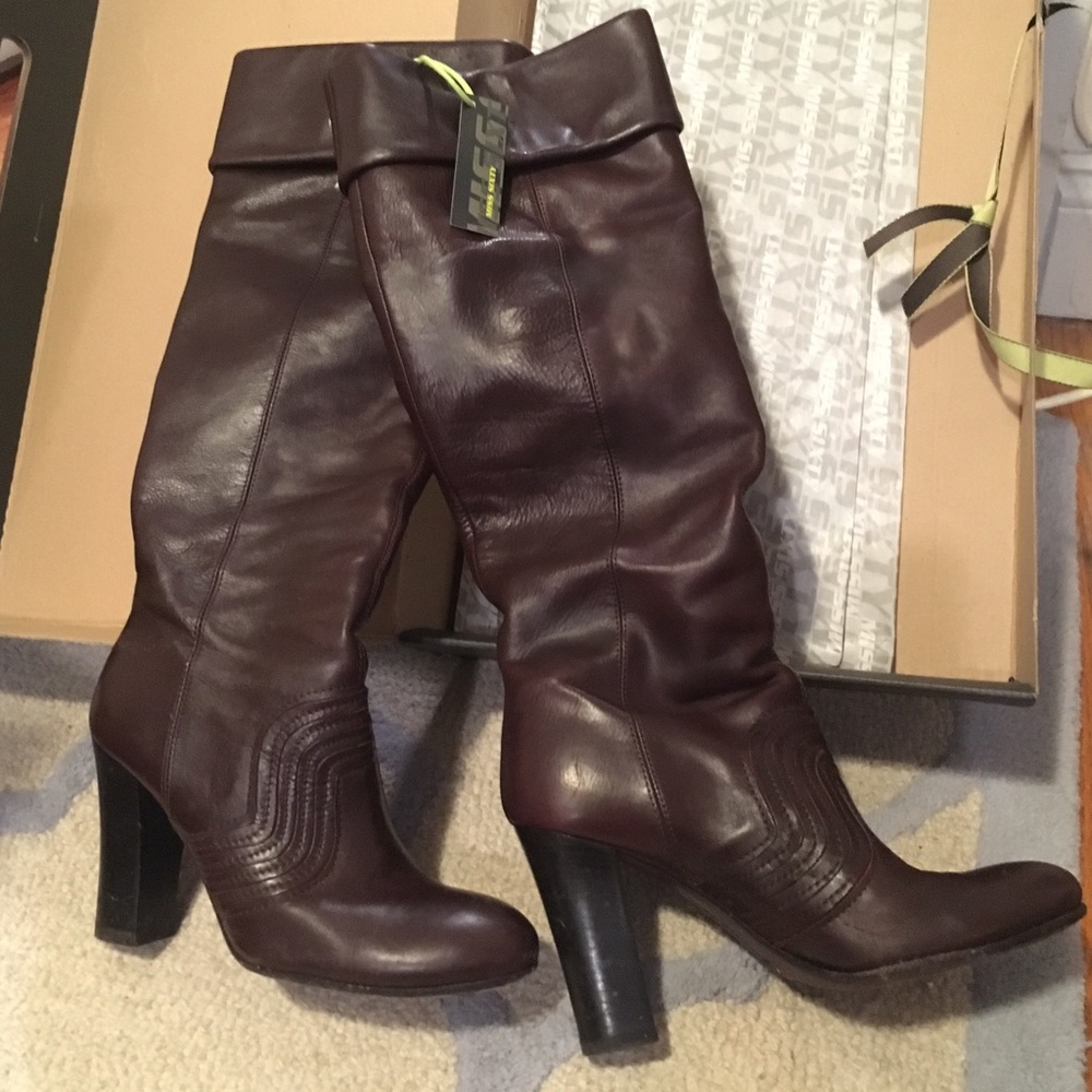 Miss sixty knee high boots cognac. With box.