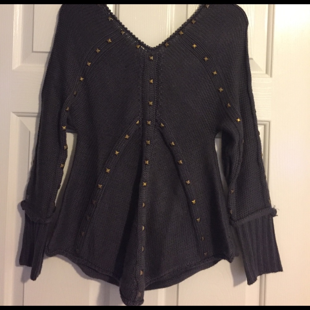 Rustic Long sleeve sweater