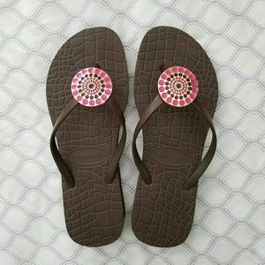 Lindsay Phillips Sandals. Size 6