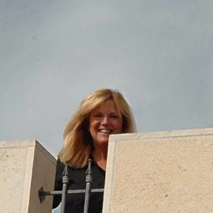 Meet your Posher, Jo