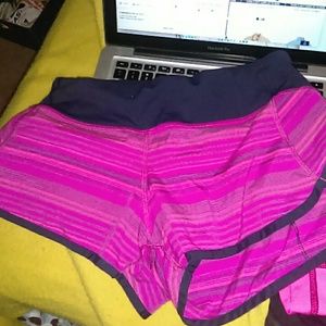 Lulu lemon booty shorts