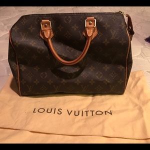 Louis Vuitton Speedy 35