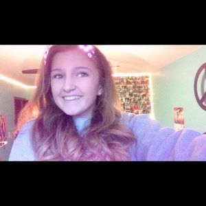 Meet your Posher, Abby