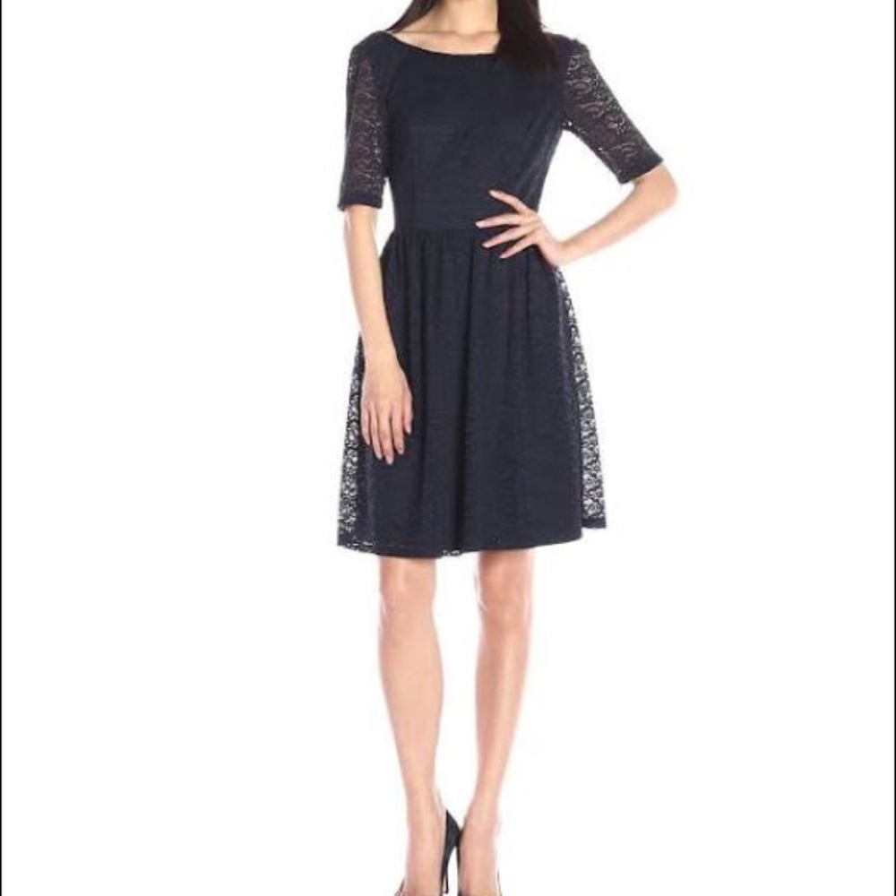 🆕Navy lace Jessica Simpson cocktail dress
