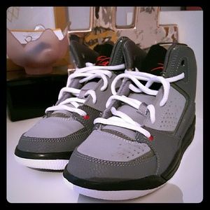 Jordan Flights youth size 2Y