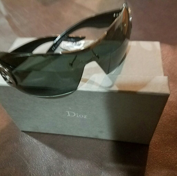 Dior sunglasses...NEW! Authentic Black and silver - Picture 1 of 2
