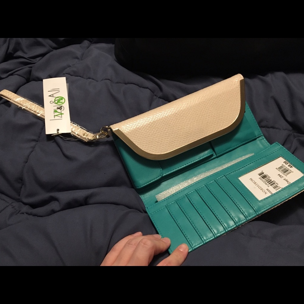 Beige lizard turquoise inner clutch