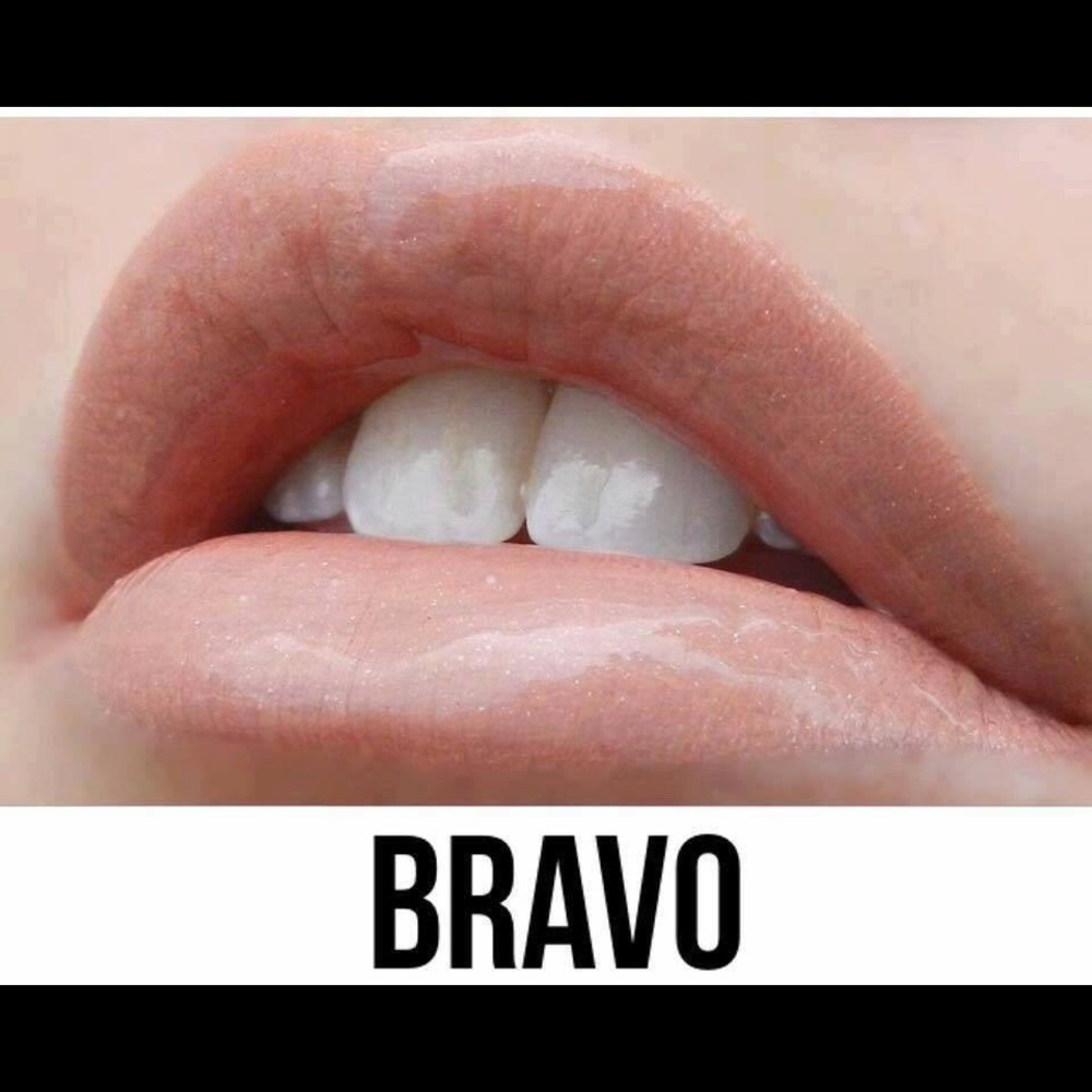 Bravo LipSense - 18hr smudge proof lipstick