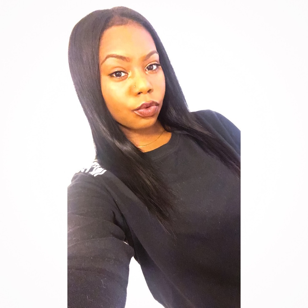 Meet your Posher, Deanna