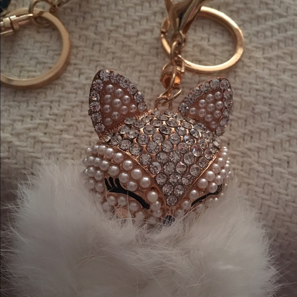 BEAUTIFUL FOX KEYCHAINS