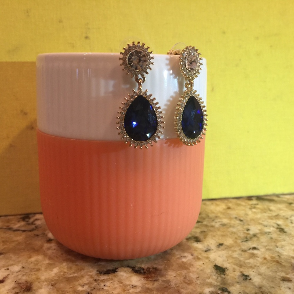 Sapphire-like tear drop earrings