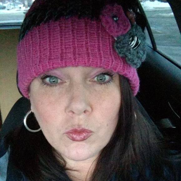 Meet your Posher, Staci - Picture 1 of 1