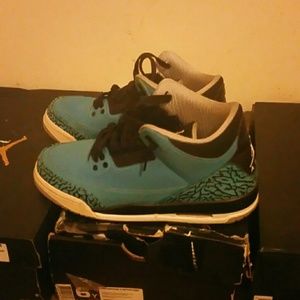 Jordan 3 powder blue