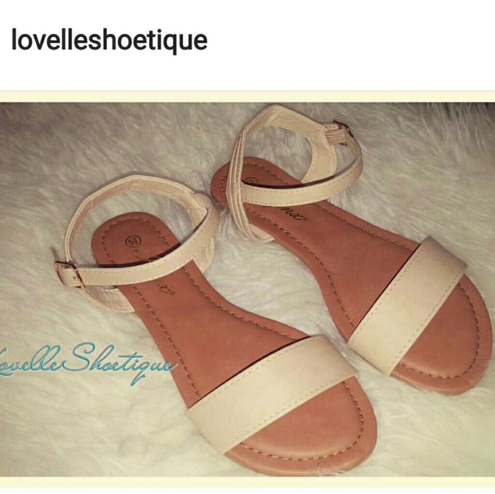Sandals - Picture 2 of 2