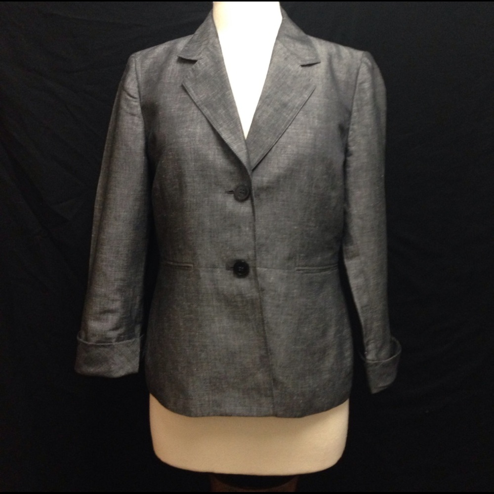 Le Suit Ladies Dress Blazer