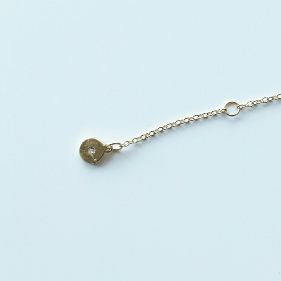 Horn / Crescent Pendant Necklace - Picture 4 of 7