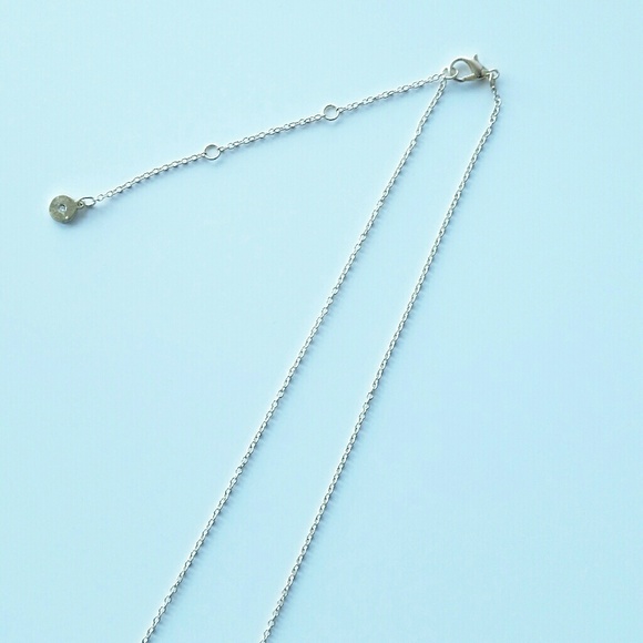 Horn / Crescent Pendant Necklace - Picture 5 of 7