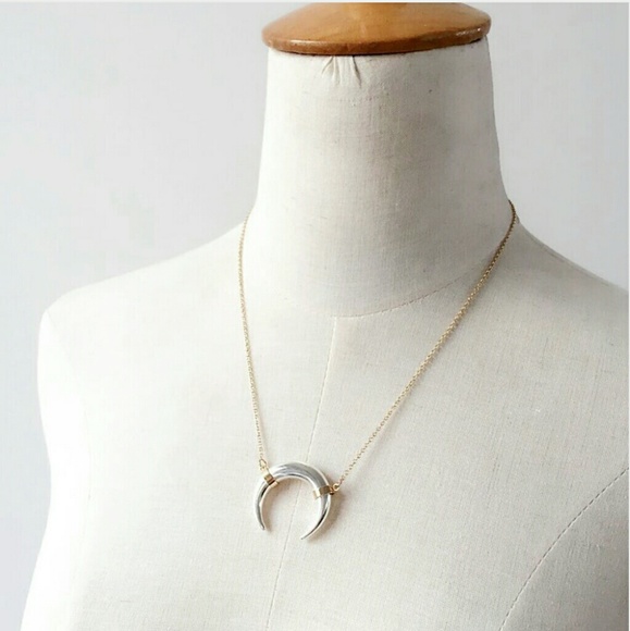 shop_terracotta Jewelry - Horn / Crescent Pendant Necklace