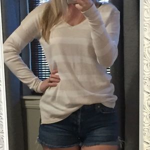 Old navy sweater