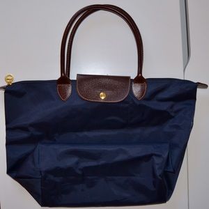 NEW LONGCHAMP (NEVER USED)