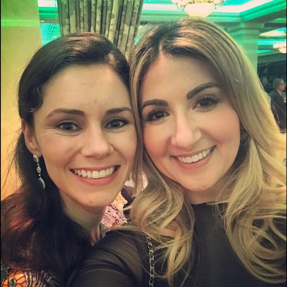 Meet your Posher, Melissa - Picture 1 of 1