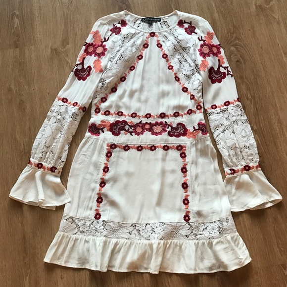 For love and lemons Cecelia mini dress PRICE FIRM - Picture 2 of 8