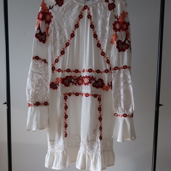 For love and lemons Cecelia mini dress PRICE FIRM - Picture 6 of 8