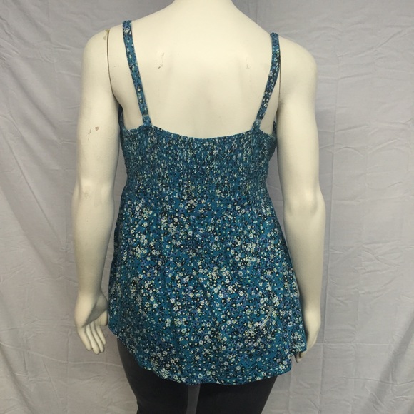 {0X} Torrid Floral Ruffle Top - Picture 2 of 3