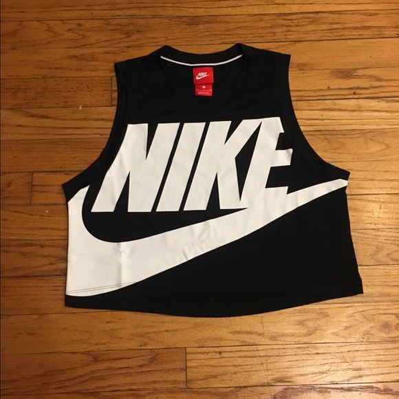 Nike Crop Logo Crop Top - Picture 2 of 2