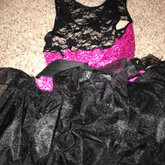 Woman's small size (12) - Picture 3 of 3