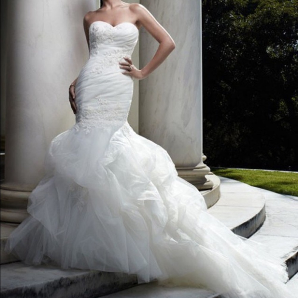 Wedding dress - Picture 3 of 4