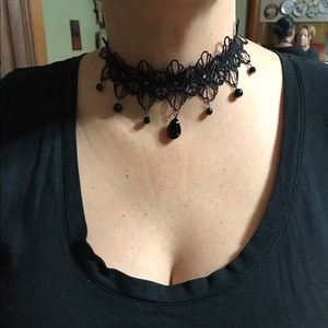 Brand-new beautiful Black choker..OS FITS ALL..