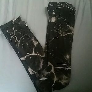 Lightening bolt leggings