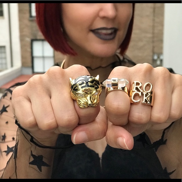 Meet your Posher, Jessica - Picture 1 of 1