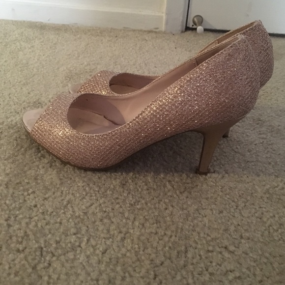 Gold heals - Picture 1 of 4