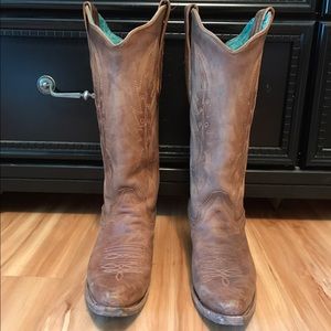 Corral Boots!!! 😍👏🏼