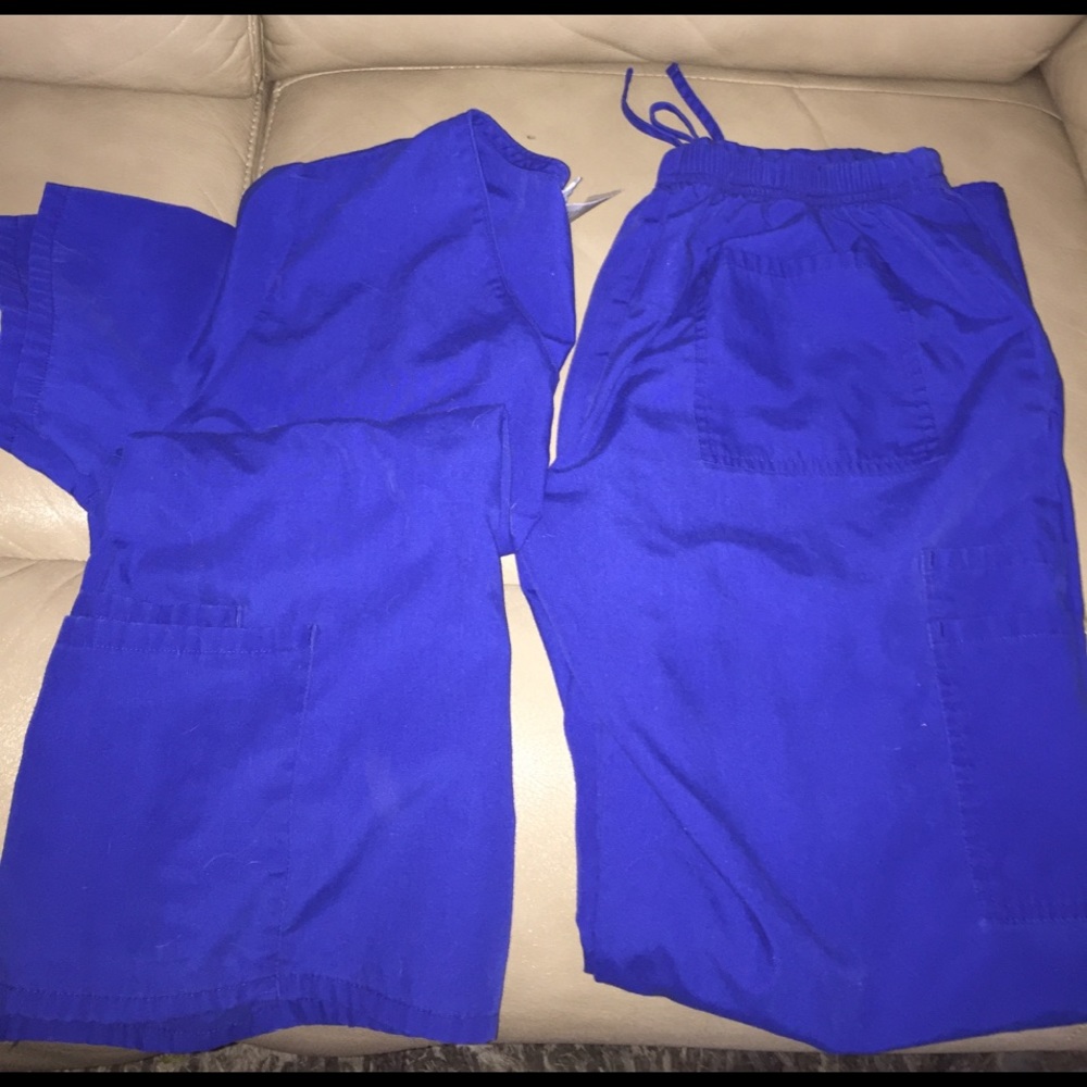 Scrub set - Picture 4 of 4
