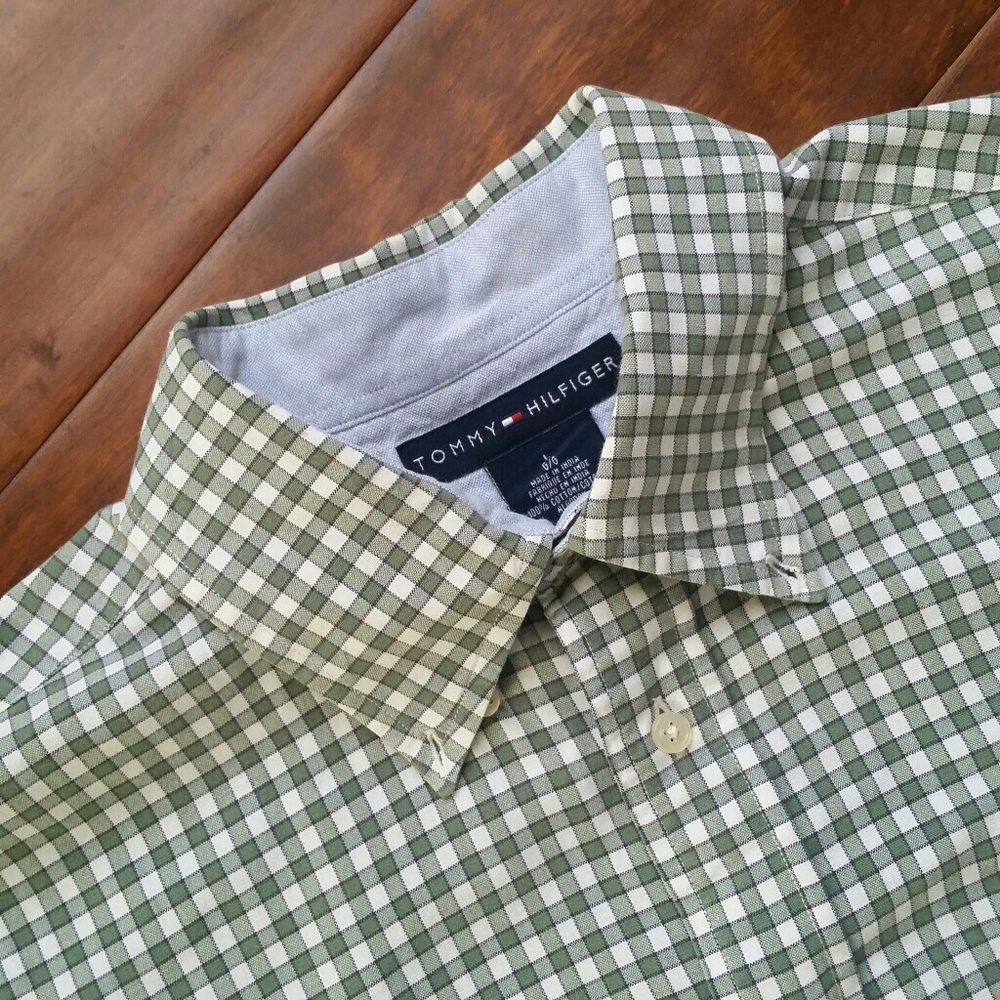 Tommy Hilfiger Men's Plaid Button Front Shirt L