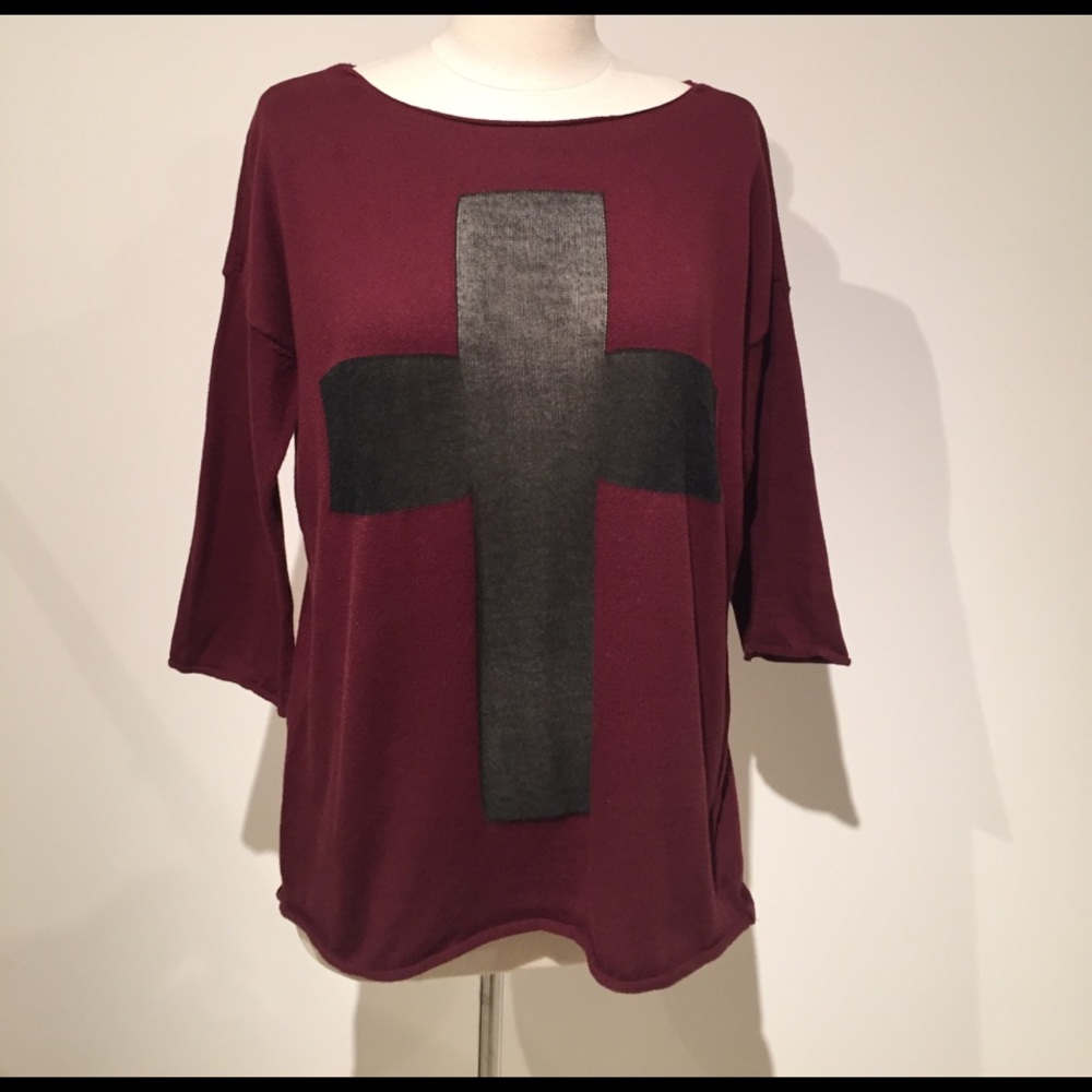 Brandy Melville cross sweater