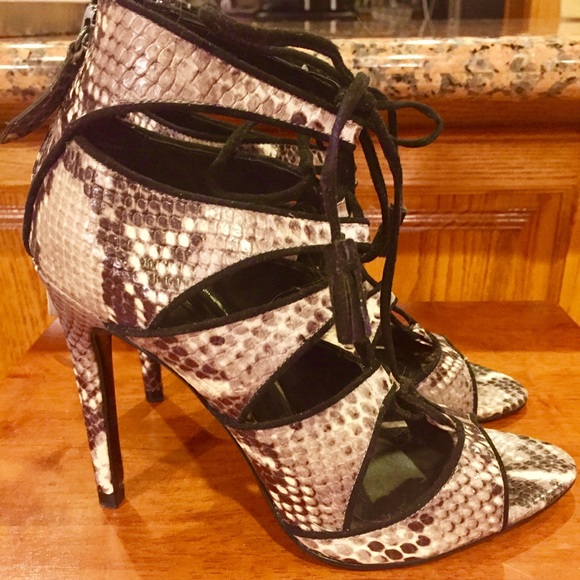Zara- Python Heels 💥👠💥 - Picture 2 of 8
