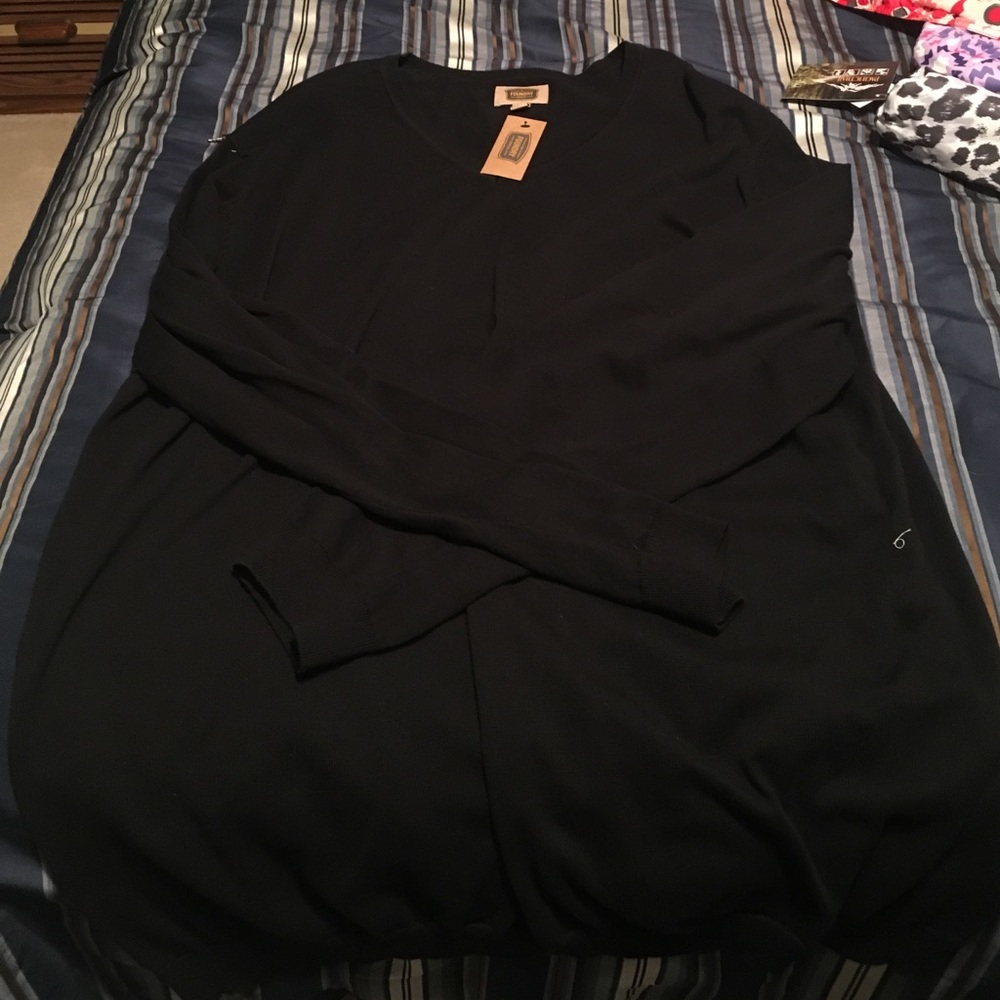 Men's 5XL tall sweater. NWT. Stylish. SALE