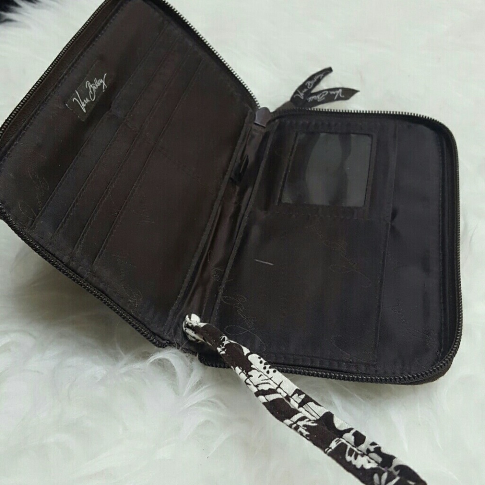 Vera Bradley Zipper Wallet Wristlet - Picture 6 of 9
