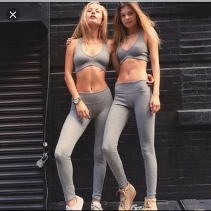 ✨BRANDY MELVILLE GREY LEGGINGS✨