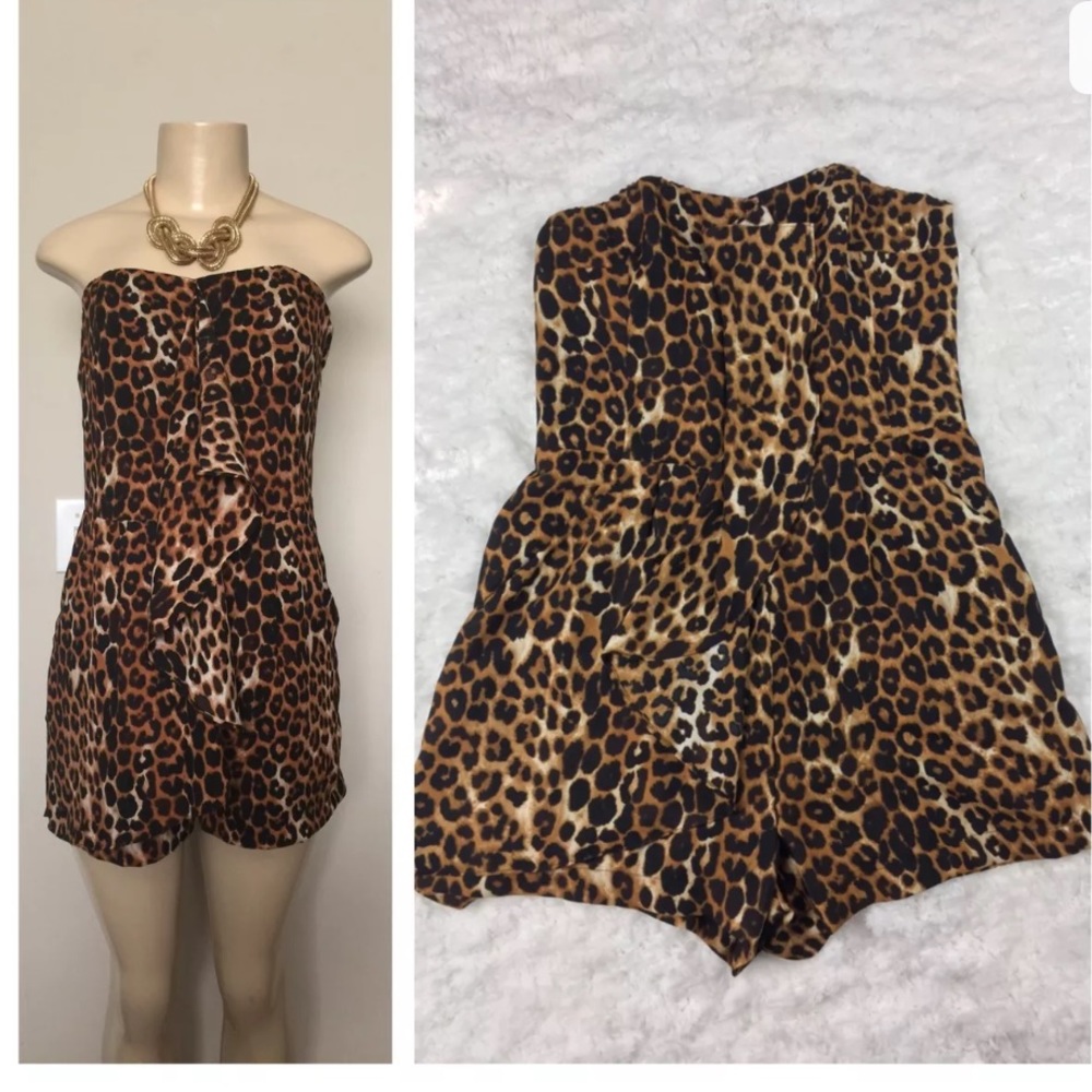 EXPRESS ROMPER OFF SHOULDER SEXY LEOPARD PRINT