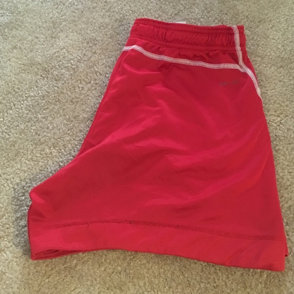 Nike dri-fit shorts - Picture 3 of 3